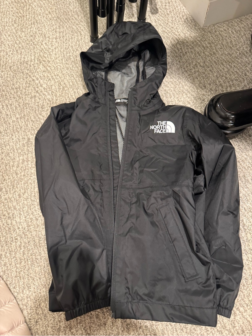 The North Face Boys Size 6 Black DryVent Hooded Rain Jacket Windbreaker